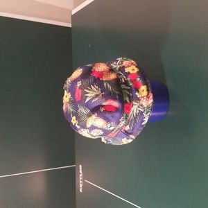 Reversible Black/ Hawaiian bucket hat.